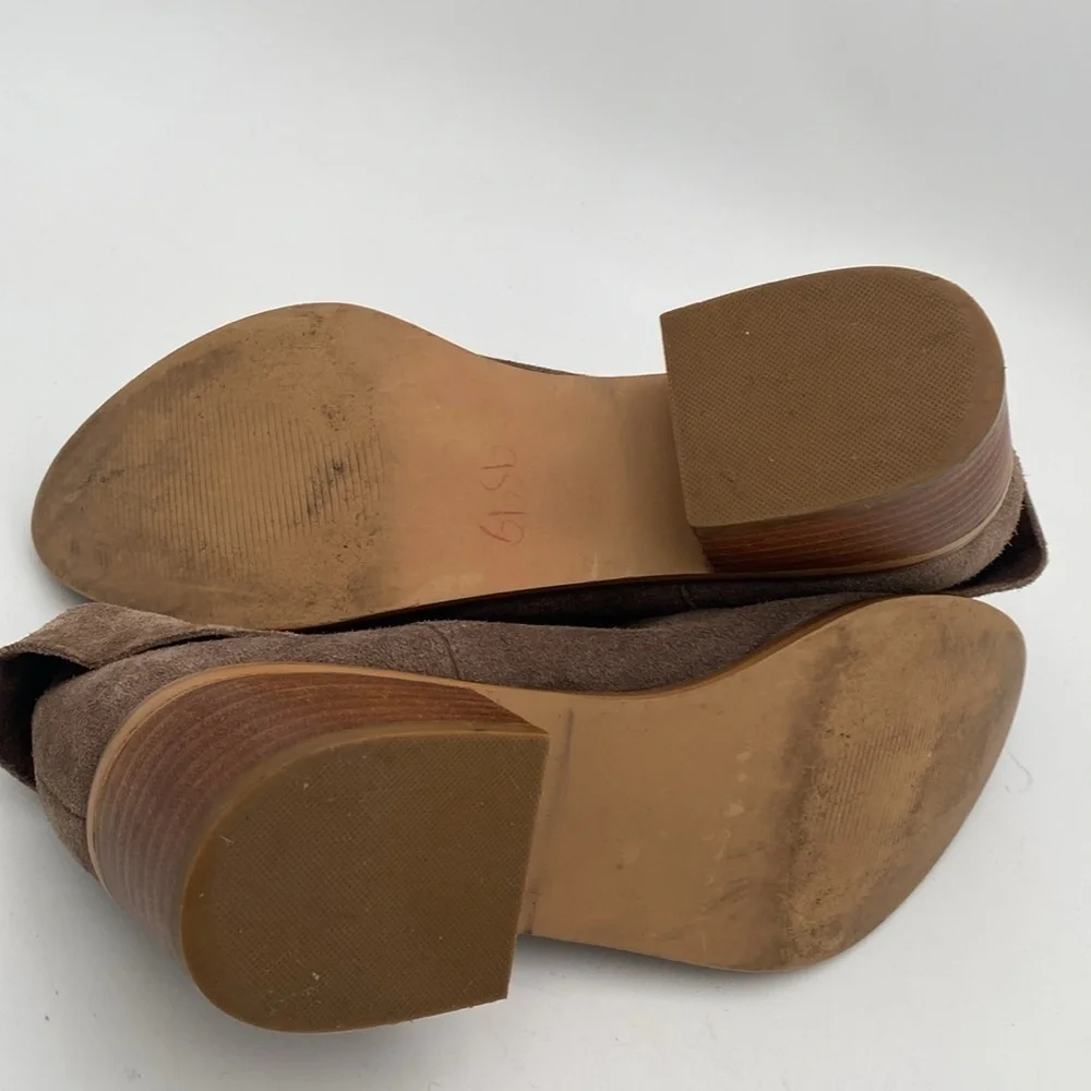 Steve Madden stylish taupe